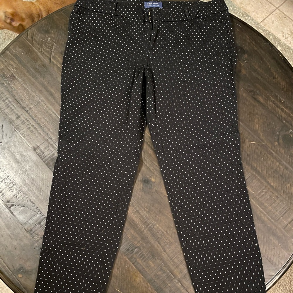 NWOT old navy pixie pants polka dot